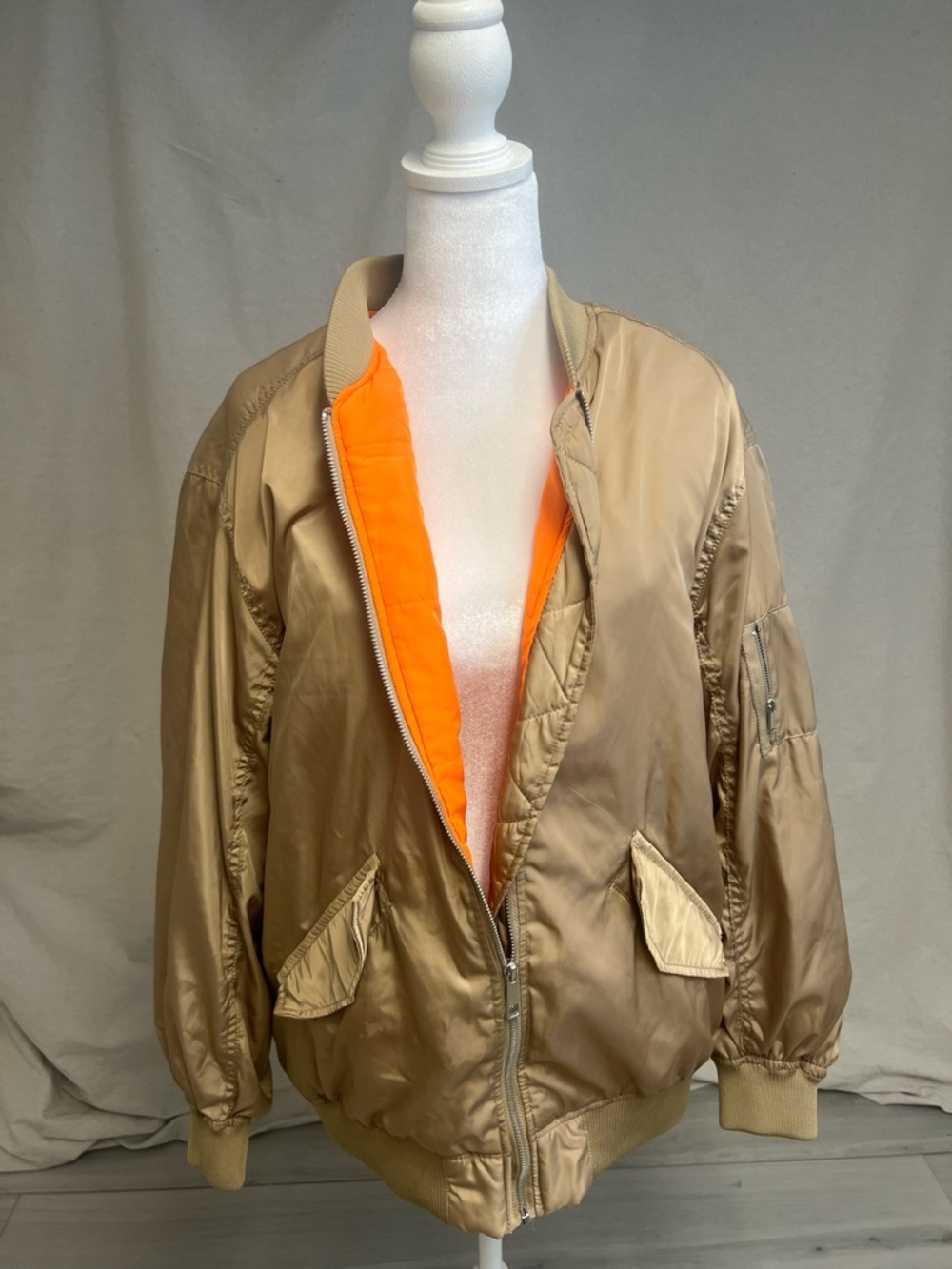 Love Tree Satin Bomber Jacket Tan/Gold Orange Lining Sz M Retro Military Vintage